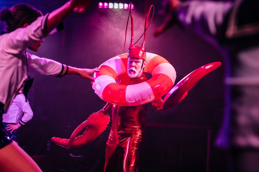 DrewRowsome's tweet image. Dance Nation: dancing towards a fabulous and frightening future drewrowsome.blogspot.com/2026/04/dance-… #theaTO @coalminetheatre @OutsidetheMarch #dance #comedy #comingofage #drama