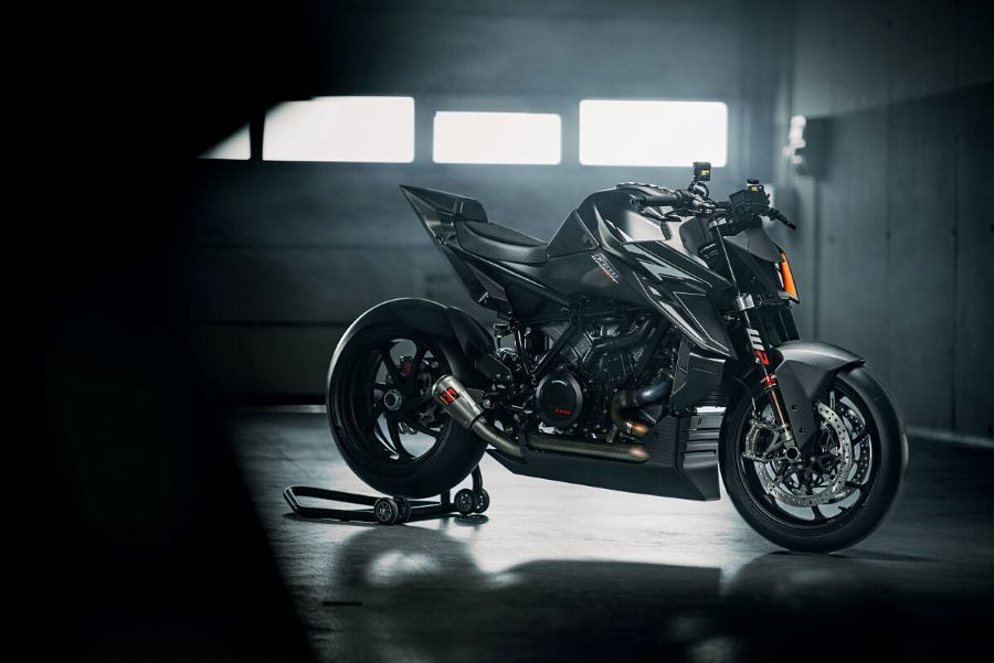 ▶️KTM 1390 Super Duke RR Track, una naked sin calle ni límites  ▶️ La primera Super Duke concebida solo para circuito elimina todo lo que define a una naked de calle para convertirse en una bestia intratable #ktm #readytorace #naked 

▶️▶️motodinamia.com/ktm-1390-super…