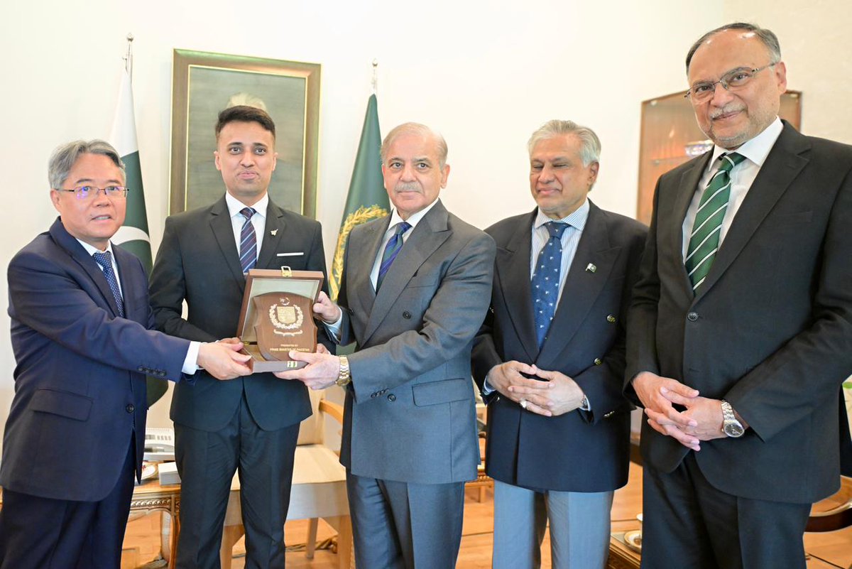 GovtofPakistan's tweet photo. Prime Minister Muhammad Shehbaz Sharif meets Pakistani Astronauts in Islamabad. https://t.co/eA74LqqPPq