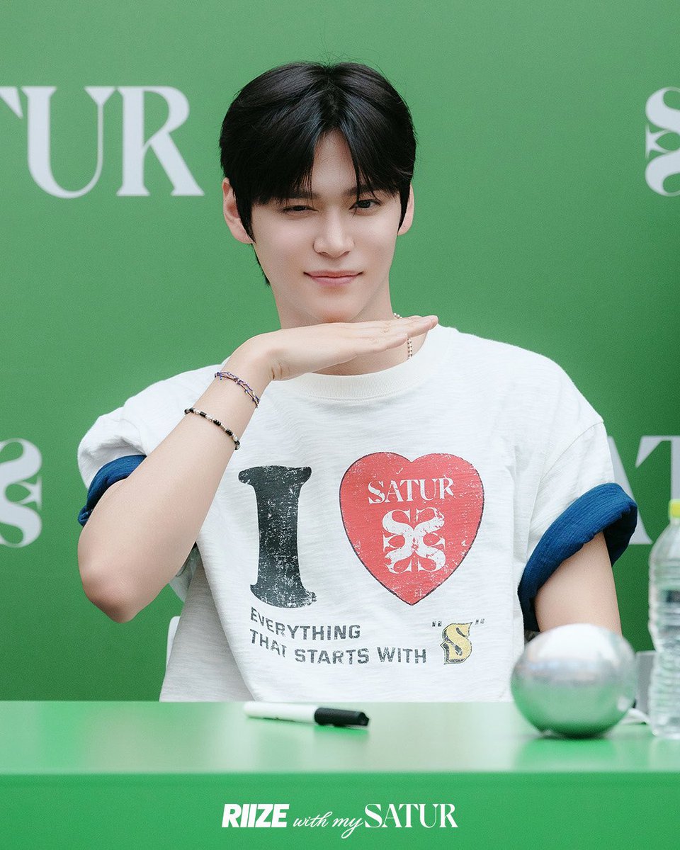 힌트 (@kkamgotheleft) on Twitter photo 