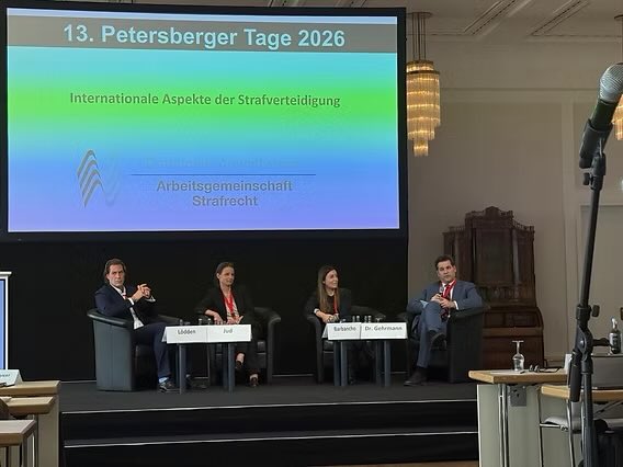 JointDefenseT's tweet photo. Panel report on contributions of members Chris Lödden, Dominique Jud and Maria Barbancho

#PetersbergerTage 2026

They discussed several interesting topics regarding cross-border defending and experiences from our team!

https://t.co/kODa3FyjRJ https://t.co/2ZFf7JBfFv