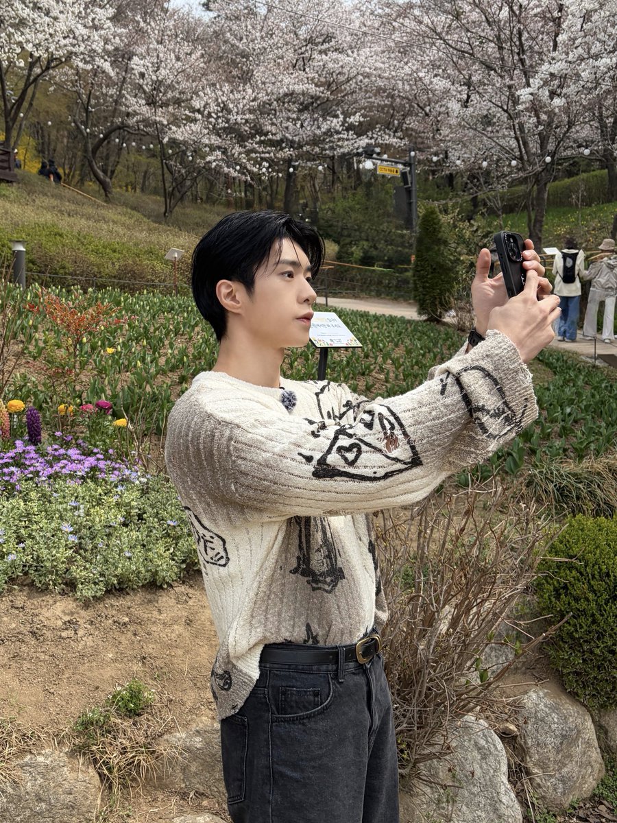 [Beauty On and Off] EP.3 Cleansing Over Flowers

youtu.be/y0O67l_6lJI?si…

#온앤오프 #ONF
#이션 #E_TION #와이엇 #WYATT
#Beauty_On_and_Off