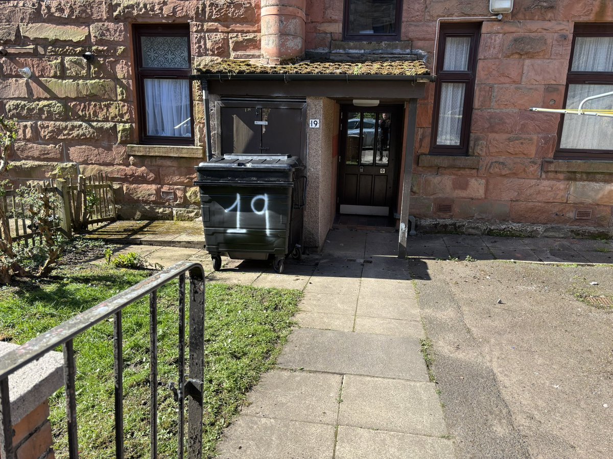 MunroWaste's tweet image. Refurbished Housing Association deliveries. Keeping areas fresh and rodent free. #wasteremoval #wastemanagement #wastemanagementsolutions #uk