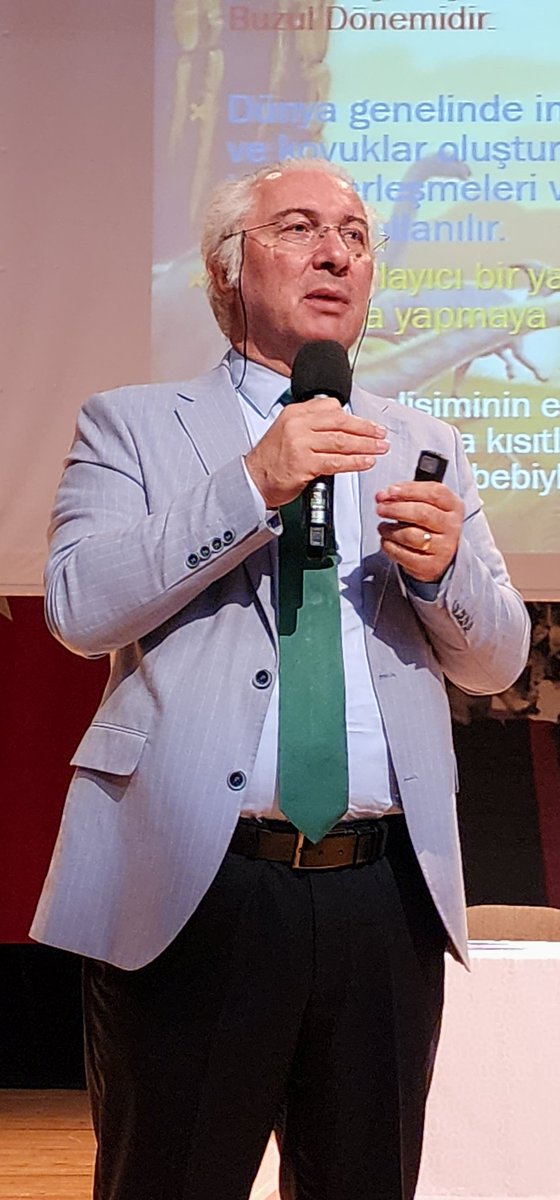 Omer_San's tweet photo. 👉DTCF Öğrenci Temsilcisi ve İklim Elçisi Ali Ceylan'ın davetiyle, alanında uzman isimlerin yer aldığı forumda, #AKK Çevre ve İklim Meclisi olarak, "Geçmişten Günümüze İklim Değişiklikleri: İklim Krizi Sarmalında Suya Saygı Buluşmaları" başlıklı bir sunum yaptık.
👇 https://t.co/QdXQm7yfNi