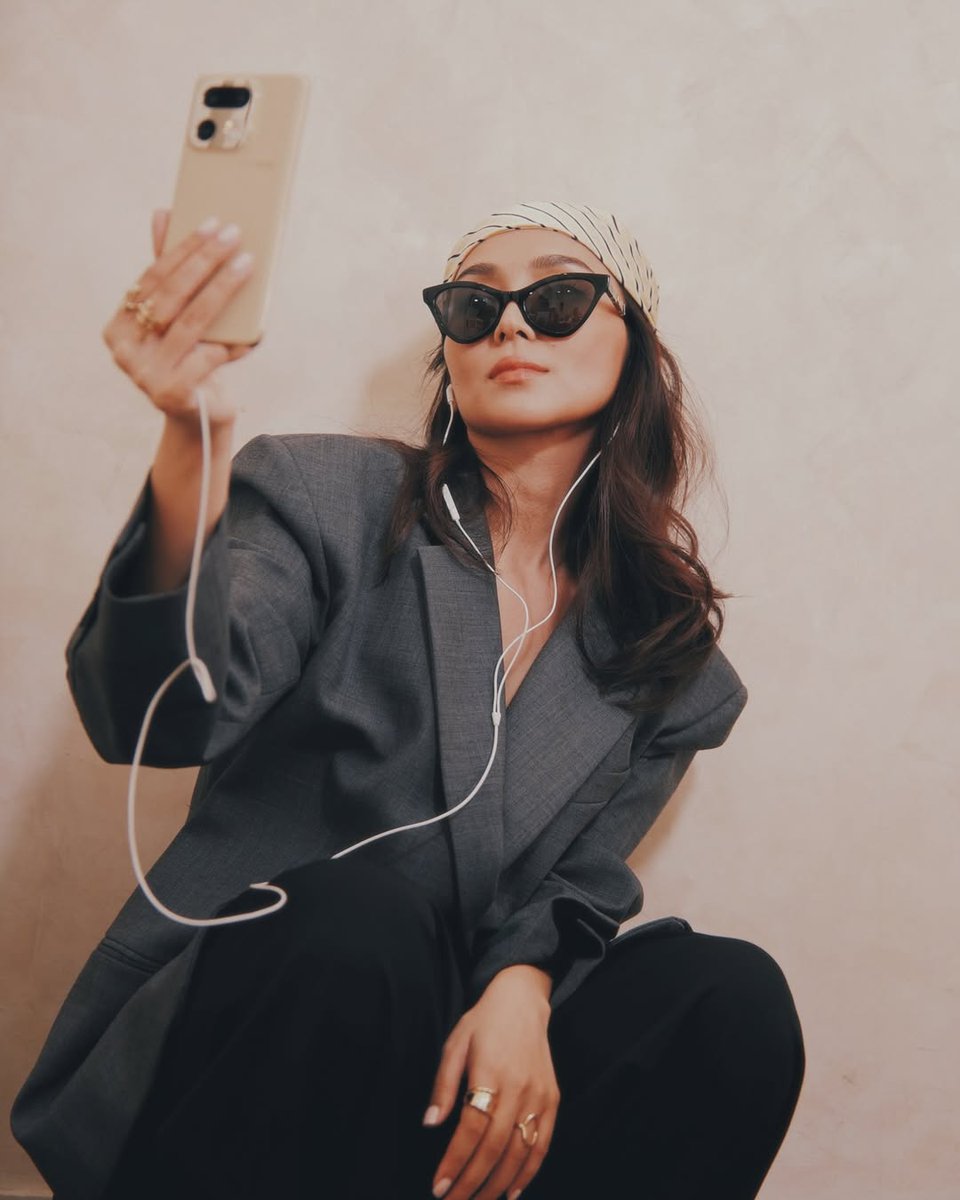 ©️ bernardokath IG update

"It’s here. The #realme16Series5G has arrived. #200MPPortraitMaster"

#KathrynBernardo x RealMe