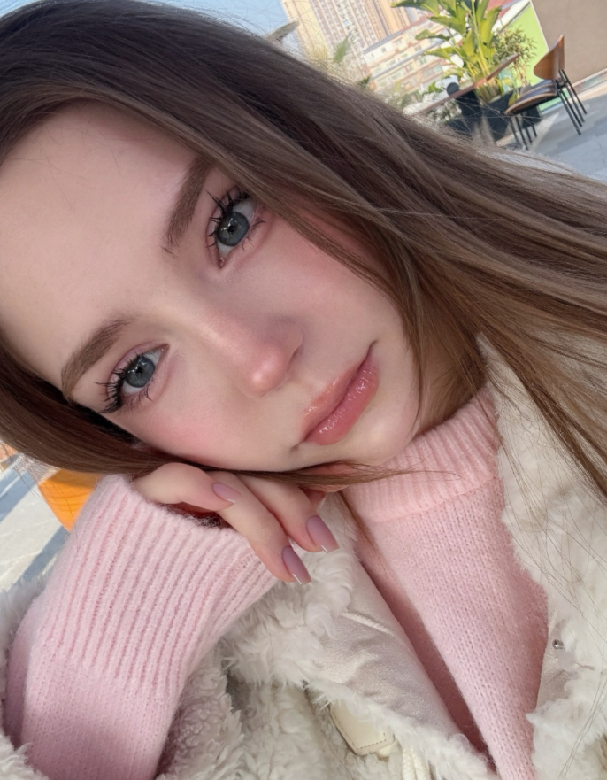 リリーデス tweet media