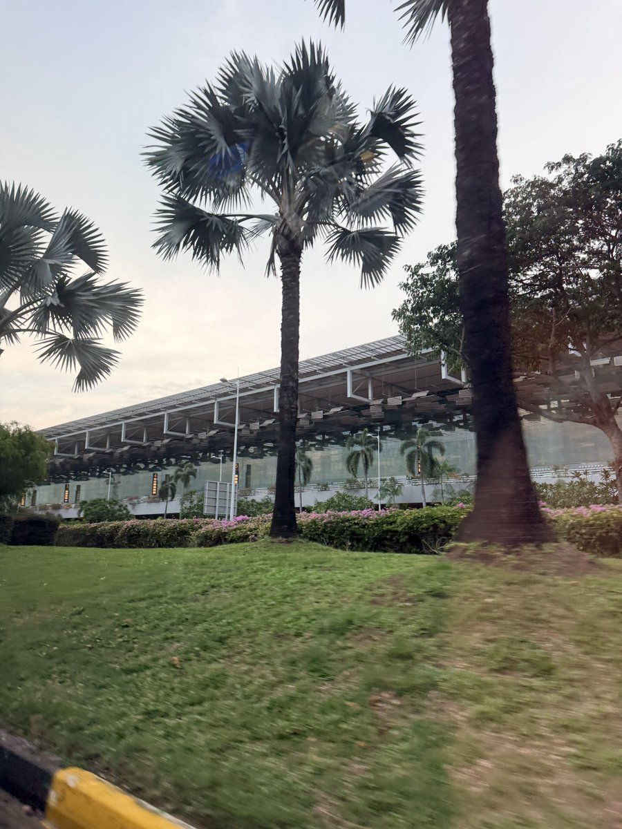 わたなべひろゆき tweet media