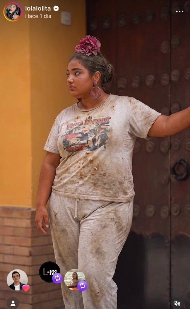 lolalolita acaba de apropiarse de los trajes de gitana, cuando va a parar esto? estamos cansados