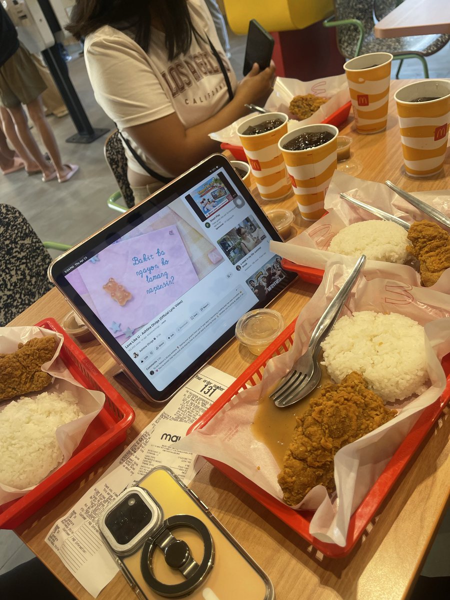 Arahmnqz tweet media