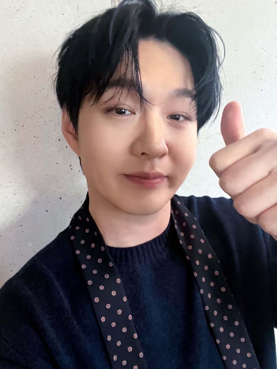 우땨 tweet media