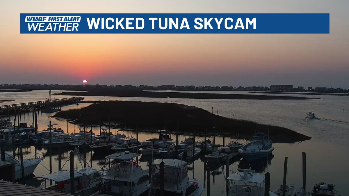 AndrewWMBF's tweet image. Good morning! What a beautiful sunrise to begin the day. #scwx #ncwx #myrwx @wmbfnews