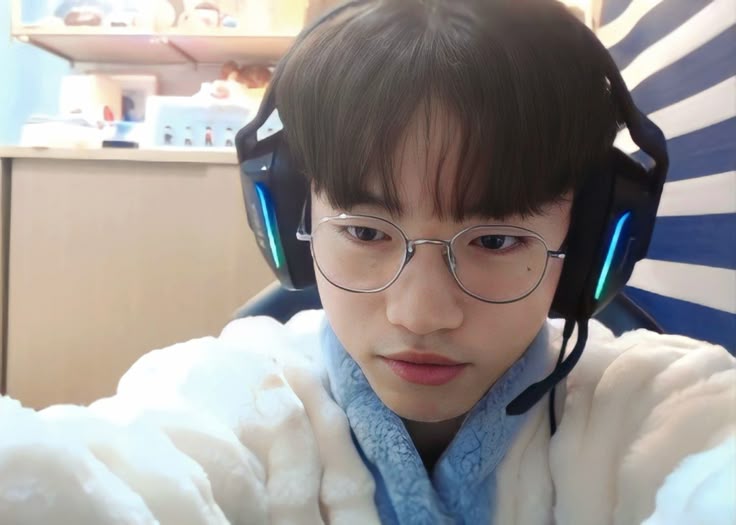 𐙚Lala tweet media