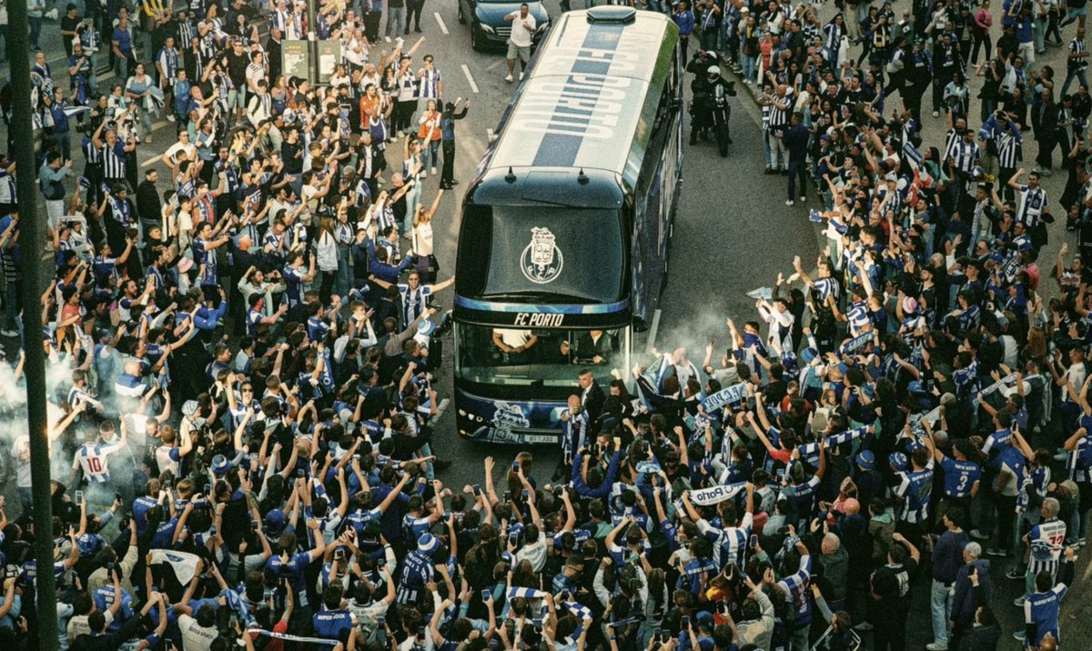 Contra a injustiça, temos de ser ainda mais fortes para vencer os da capital.

Quatro finais, onde já tivemos um gostinho do que eles vão tentar fazer.

Unidos somos imbatíveis! 💙