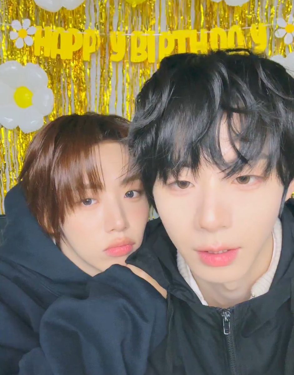 Dhiya디야9 tweet media