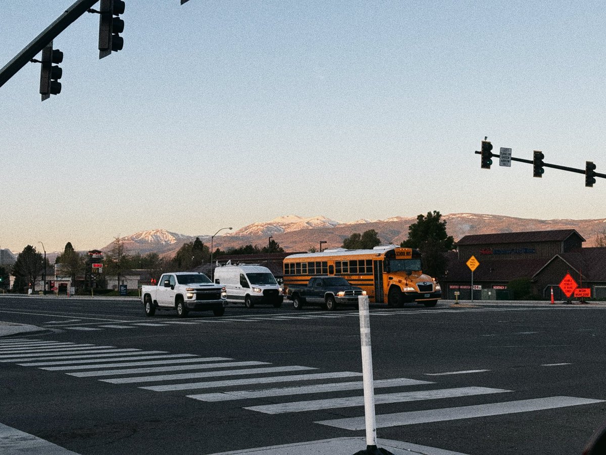 𝔪𝔦𝔫𝔱 tweet media