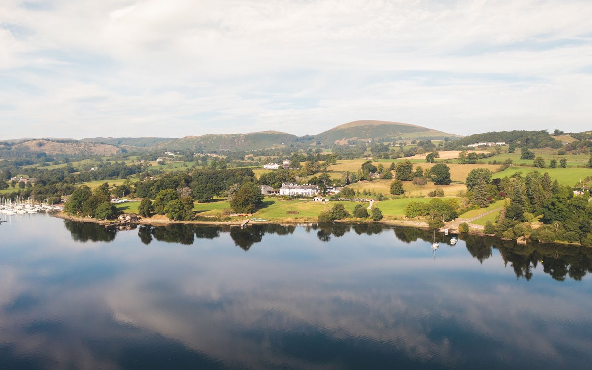 theguide_uk's tweet image. Honeymoons: step away from the noise and burnout of modern life and reset properly, together. Jane Anderson of 101 Honeymoons @101holidays has some ideas inc Anther Place, The Lake #lakedistrict #cumbria #honeymoon #wheretogo bit.ly/4cx8Tv6