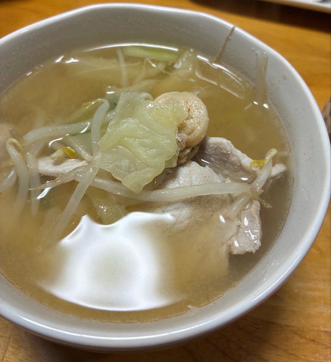 p_mo75's tweet photo. なんでも入れちゃえスープとホットケーキ https://t.co/BDdtBO9kgC