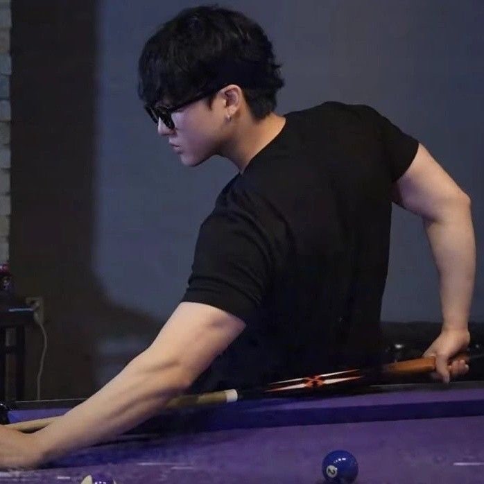 ana ❤︎ binnie ! tweet media