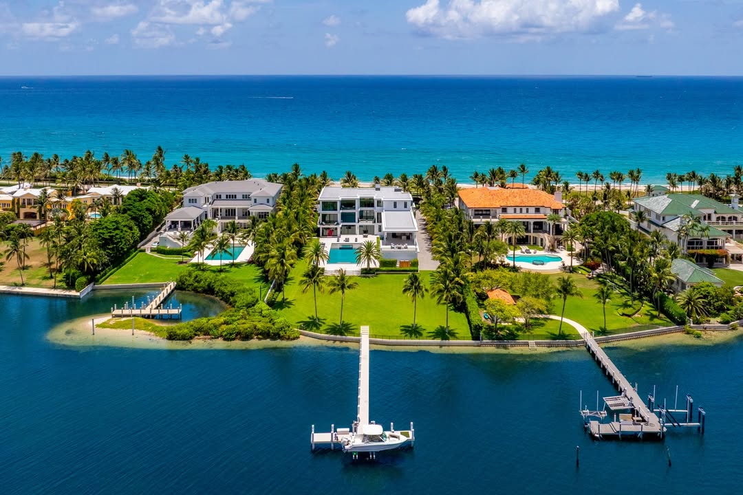 Interior Design tweet media