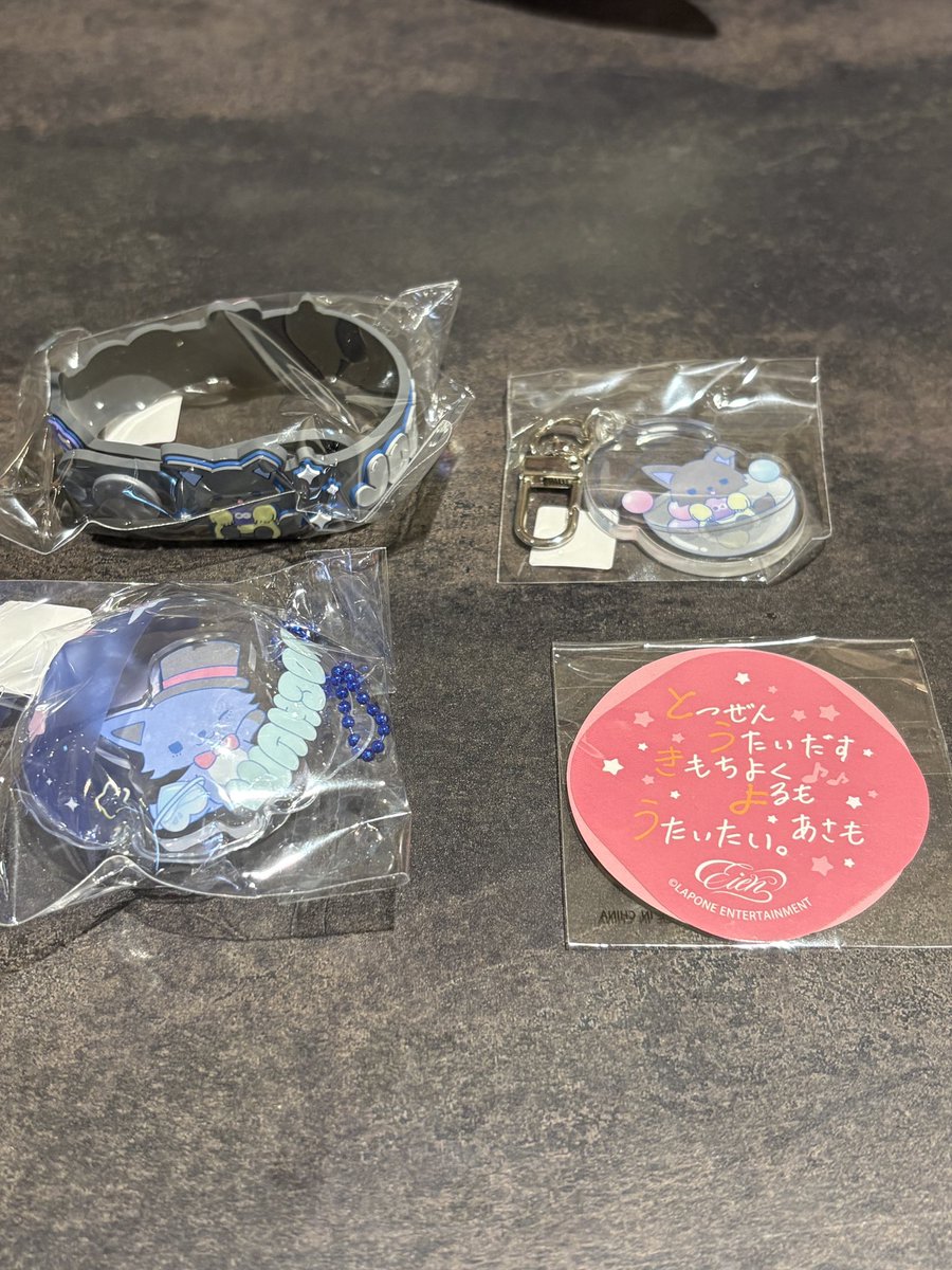 j11am_'s tweet photo. JO1 カプセルトイ 交換

【譲】
ラババン          ピーハイ
カプセル          レイン
連結アクリル   ピーハイ

【求】
ラババン ちまた、マイクン

京都、大阪手渡し＞郵送
 #JO1交換 https://t.co/gOntP7QAzn