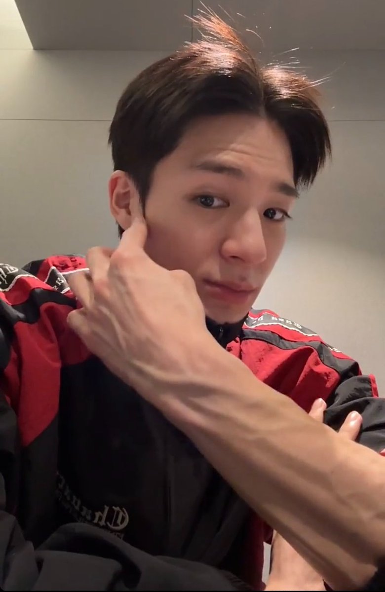 ❇️⁶⁵ tweet media