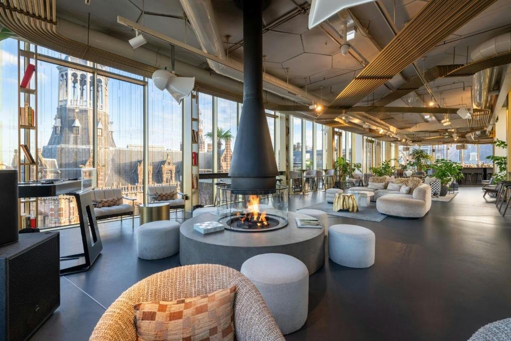 hambaumhlabatr1's tweet image. Experience luxury at W Amsterdam, where vibrant design meets historic charm. From R44 999pps
Includes:
✈Return Netherlands
🚕Return Airport
🍽B
🛏5
Valid until: 31 Jul 26
T's and C's apply
Contact us on: 061 402 8406
#hambaumhlabatravel #explore #fun #discover #luxurytravel