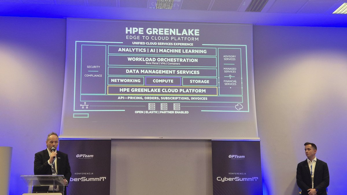 TechJarek's tweet photo. HPE presenting their solutions in context of #DigitalSovereignty at #CyberSummitIT. https://t.co/BngLpnD4CD