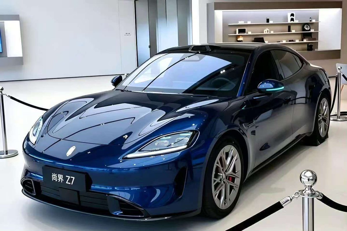 รุ่นเดียวกันแต่พอเปลี่ยนสีแล้วให้ความรู้สึกคนล่ะอารมณ์เลย
สีอ่อนจะคุณหนูผู้ดีแต่แอบแซ่บ💅🏻 สีเข้มจะหล่อเท่ห์ซีอีโอ✨
ใดๆคือสวยหมดเลย ชอบอ่ะ กี๊ดๆๆๆ พี่เซียวจ้านเลือกมาได้โครตเริ่ด! 

XIAO ZHAN HUAWEI SAICZ7
#XZSaicZ7 #XiaoZhanxSAICZ7
#XiaoZhan #เซียวจ้าน