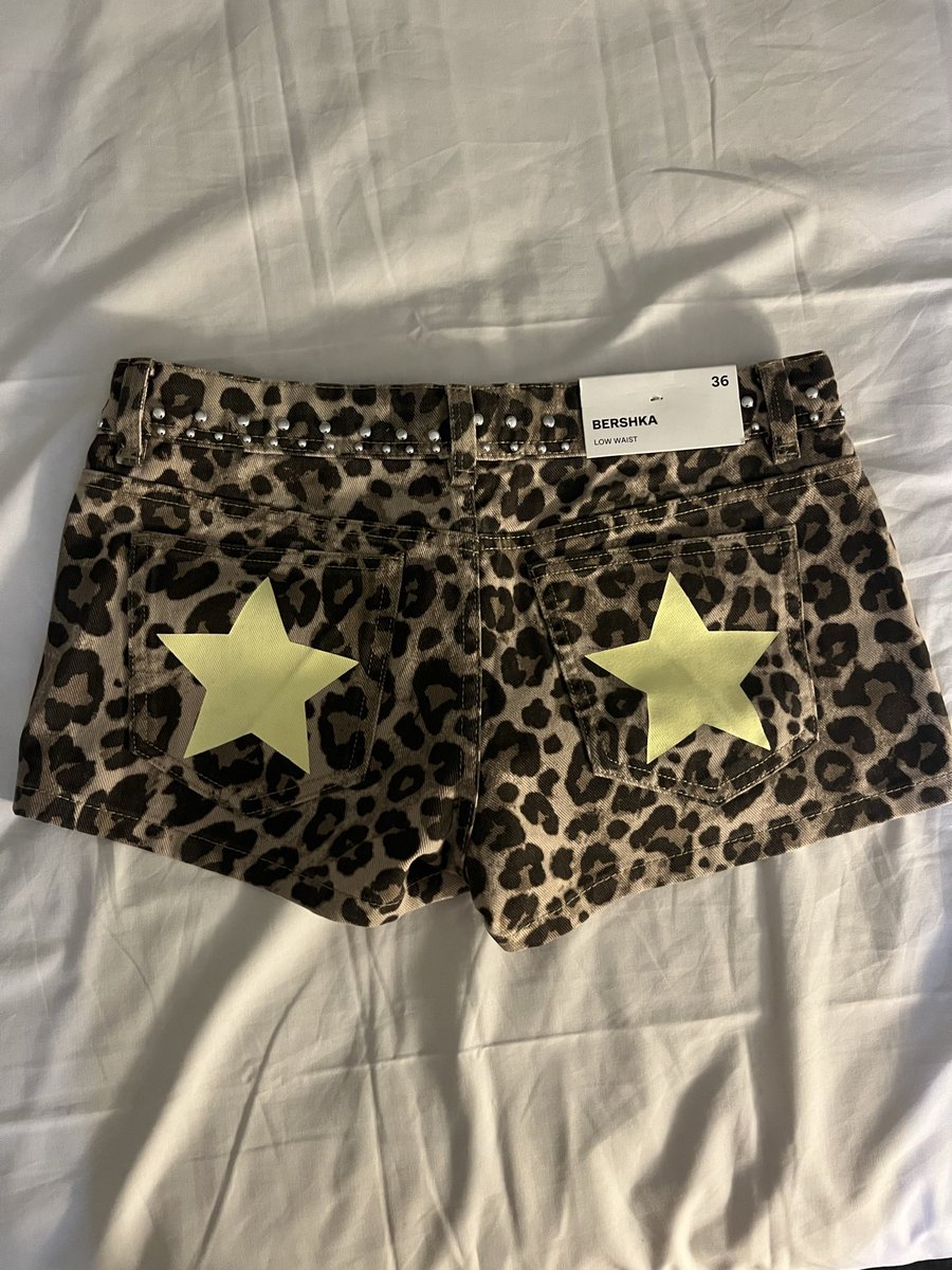 let 🐈‍⬛ VAI VER O SKZ DNV tweet media