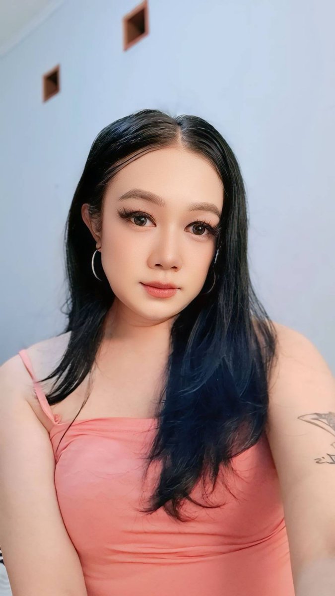 Sally - ladyboy (bigC) tweet media