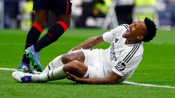 <a href="/FabrizioRomano/">Fabrizio Romano</a> This is such a big blow for Real Madrid! 

Militao is beast on the field, and seeing him out like this is heartbreaking.

His recovery is the priority now.

Wishing him speedy comeback for the worldcup.

Stay strong Eder! The fans are with youo