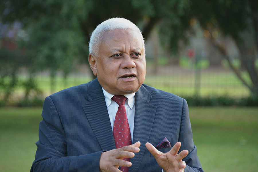 RFI_Sw's tweet image. Mwenyekiti wa Tume ya Uchunguzi wa Matukio ya wakati na baada ya uchaguzi wa Oktoba 29 nchini Tanzania, Jaji Mohamed Chande amesema baadhi ya wanasiasa na wanaharakati walichochea vurugu kwa kutumia kauli mbiu na changamoto za wananchi kuwashawishi kushiriki ghasia.

#tanzania