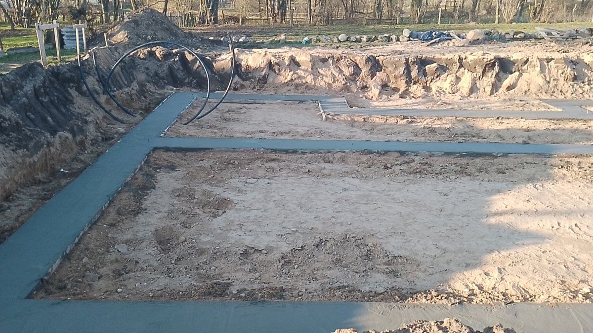 HIMterraforming's tweet photo. Blind concrete. Done.

Solid ground. Solid start. 🧱✅

#FoundationFirst #ConcreteDone https://t.co/8acwix2D7K