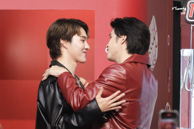 ☾ “WU อู” tweet media