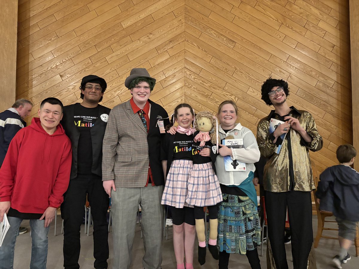 DCTMusicStudio's tweet image. 🎶❤️🎶 Behind the scenes Matilda Jr. fun with our Dreams Come True Music Studio! It’s more than music…it’s a beautiful family! #inclusion #AbilitiesFirst #singyoursong