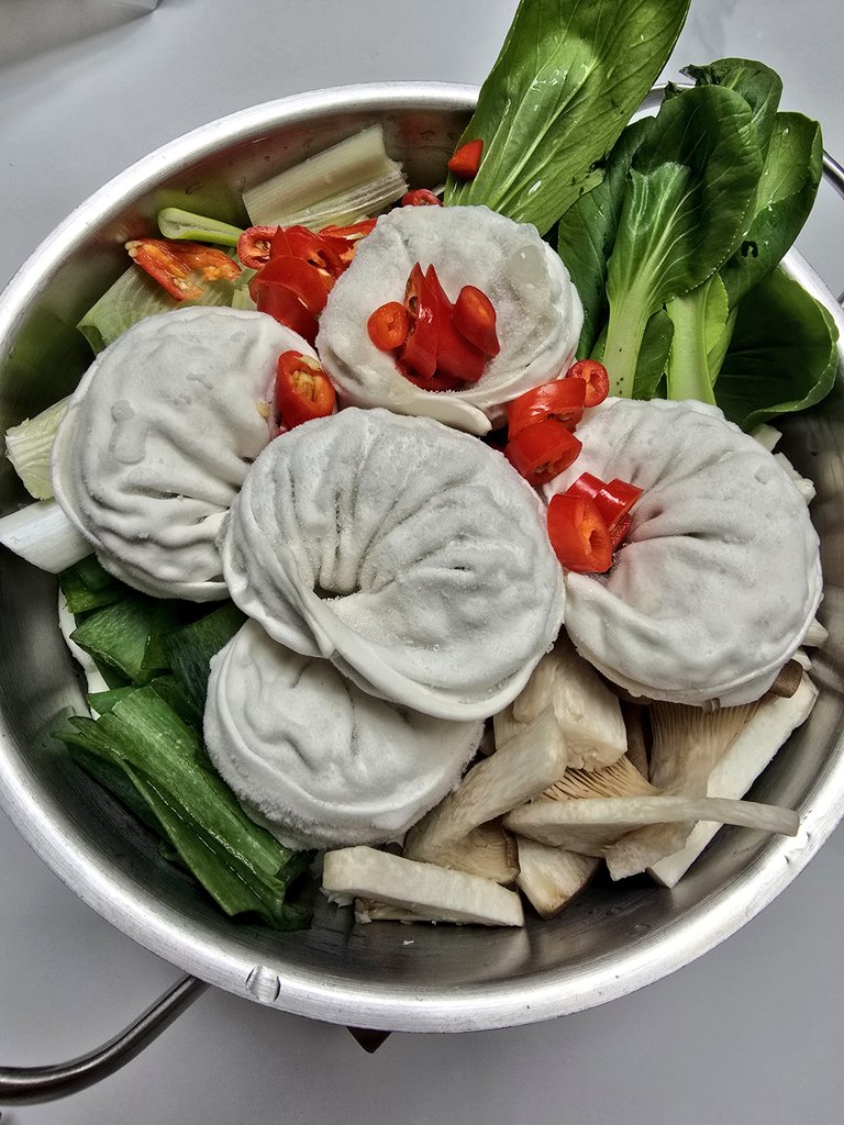 쪼리(JJory) tweet media