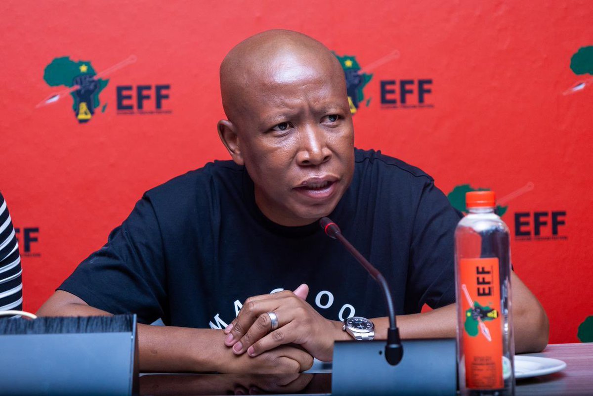 EFFSouthAfrica's tweet image. ♦️In Pictures♦️

The EFF President and Commander in Chief @Julius_S_Malema addressing fighters at the Gauteng Provincial Elections Task Force Meeting. 

#RegisterToVoteEFF  In The 2026 Local Government Elections On The Following Link: registertovoteeff.org.za