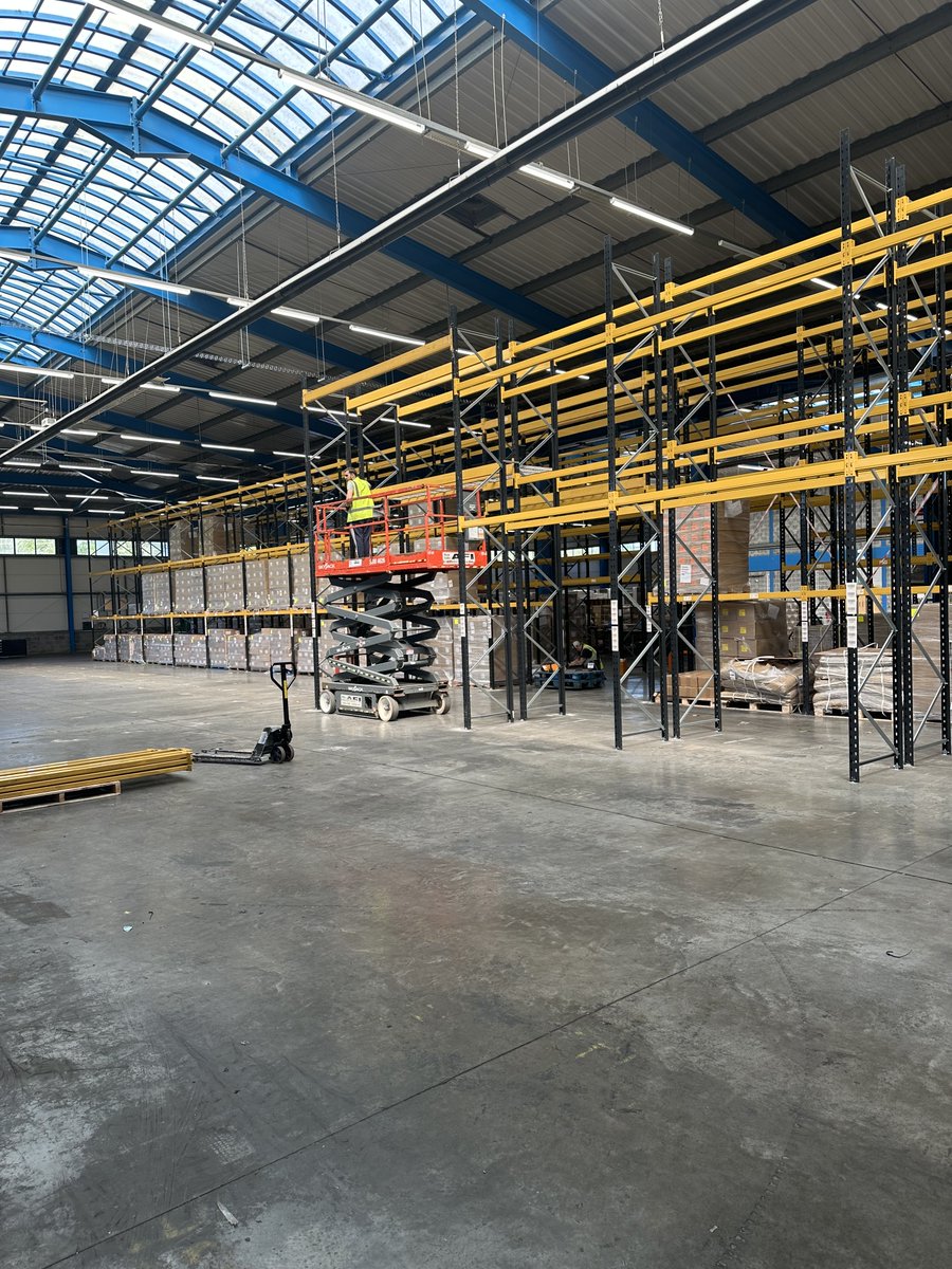 RHPRacking's tweet photo. It’s been a long week, first phase of 500 Bay demount and relocation project https://t.co/PkuE6FIx40
