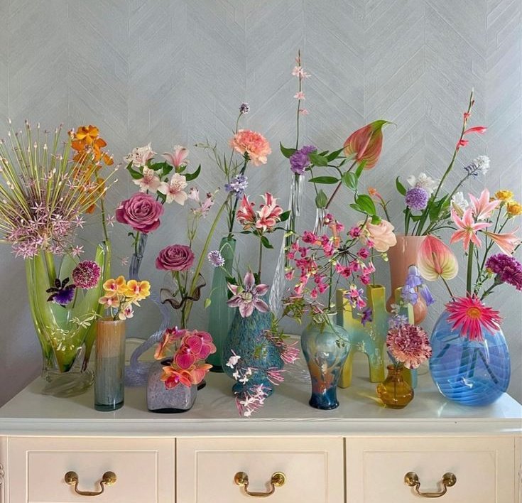 𝑓𝑙𝑜𝑟𝑎 tweet media