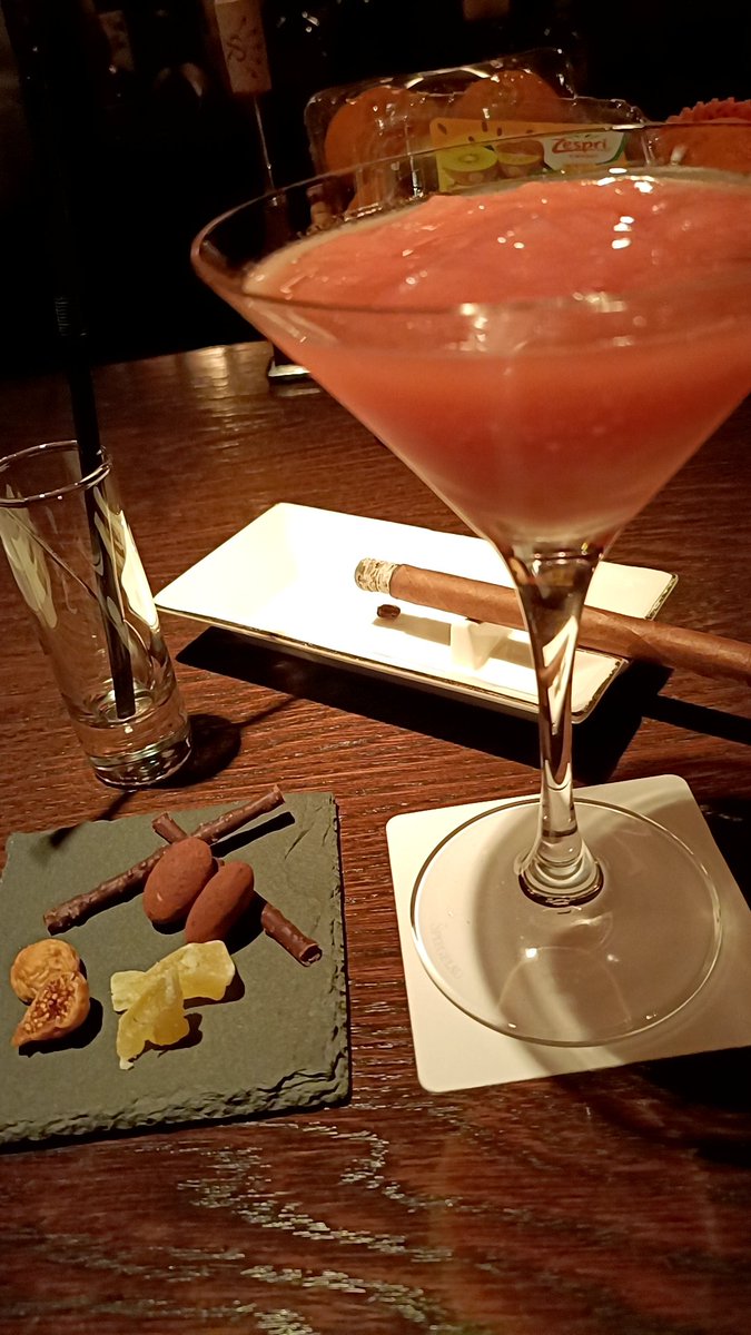 OKB48_LoveCigar's tweet image. メダ4から開始するマン！

#locks