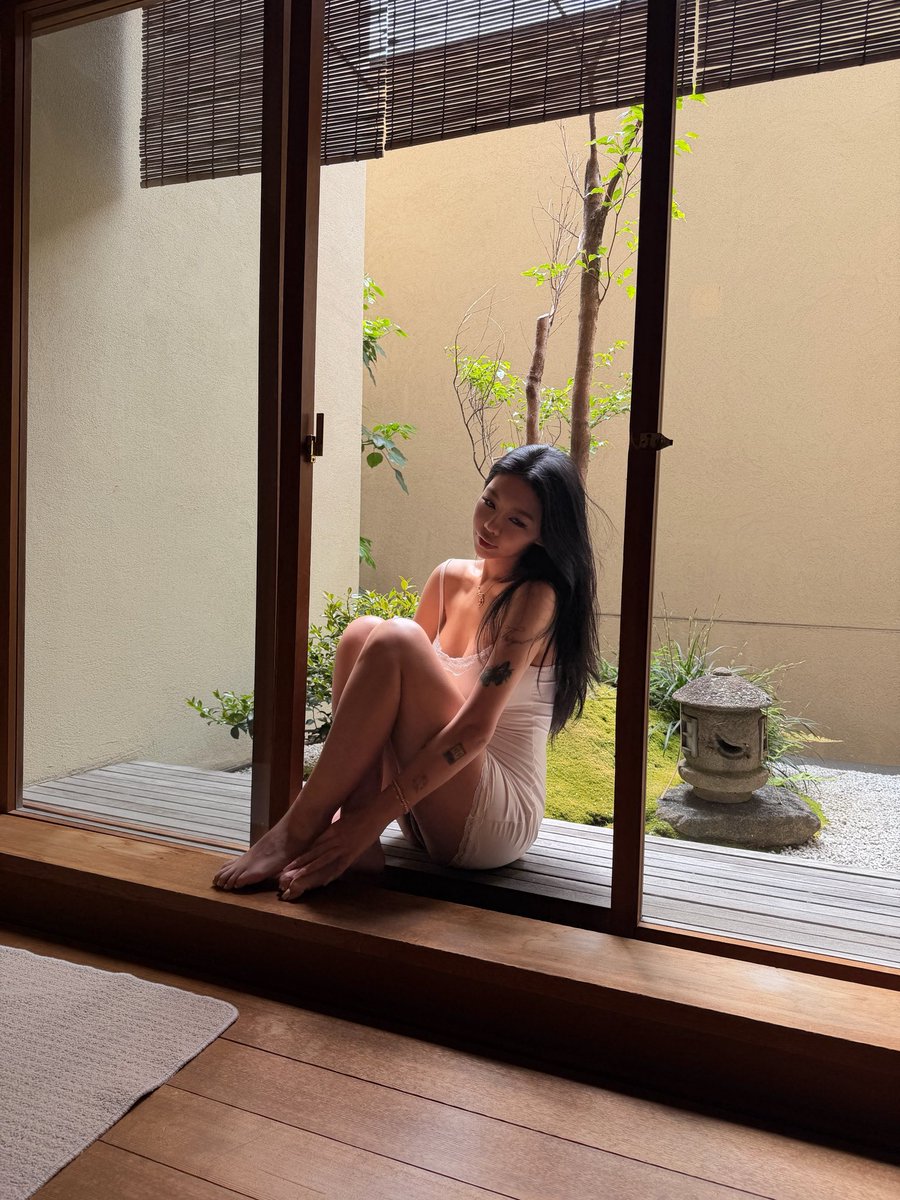 meimeisha's tweet photo. 这组照片能打几分呀😁 https://t.co/NNdmlUMMy3