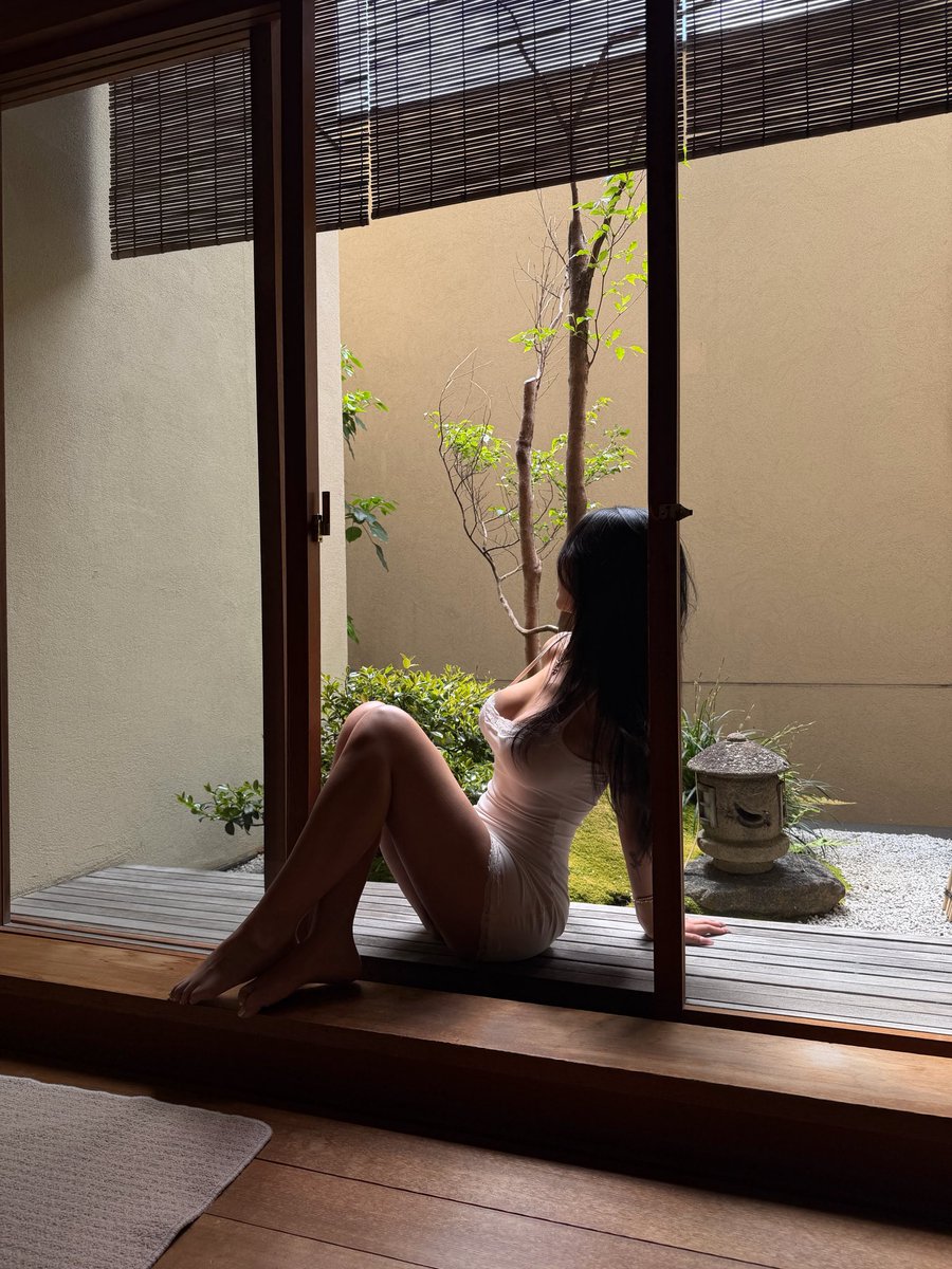 meimeisha's tweet photo. 这组照片能打几分呀😁 https://t.co/NNdmlUMMy3