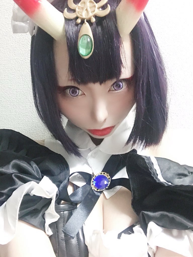 #見た人全員名前の由来を教えなさい
食用の蜂蜜が好きだから🍯

そういえば、蜂蜜の品種に百花蜜てあったなぁ…と思って、百花と付けたら苗字みたいになっちゃって、皆様に「百花さん」と呼ばれだし…取れなくなった(ｲﾏｺｺ)

純粋蜂蜜もあるので、
私…純粋だったのか…と思わなくもない←