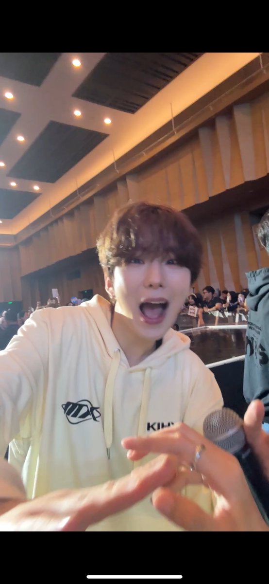 ☆◡̈Va ◡̈☆ tweet media