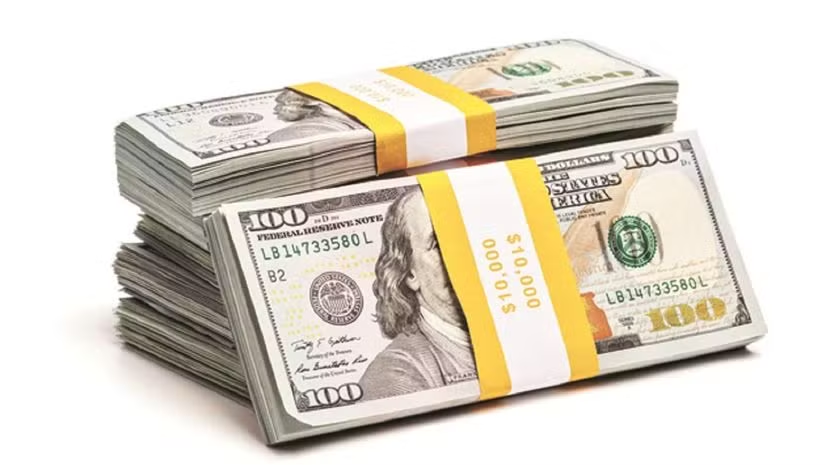 bsindia's tweet image. 1 in 5 ultra-rich are foreign-born: #Indians are leading this global shift

Indian #Wealth Goes Global as #UHNW Population Set to Hit 734,000 by 2030.

Read more: mybs.in/2g5TAB9 | @sunainaachadha