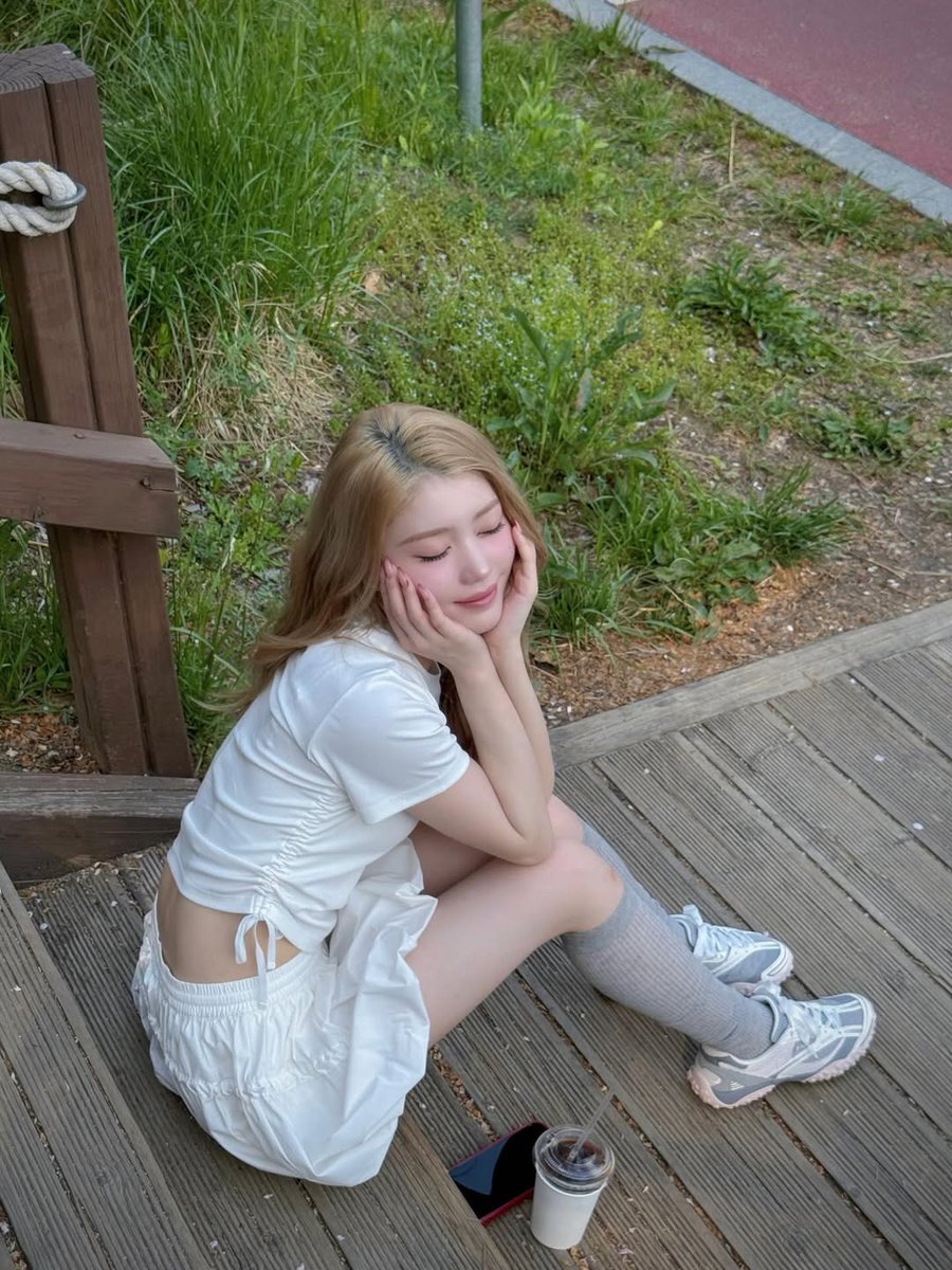 xiaoting logs tweet media