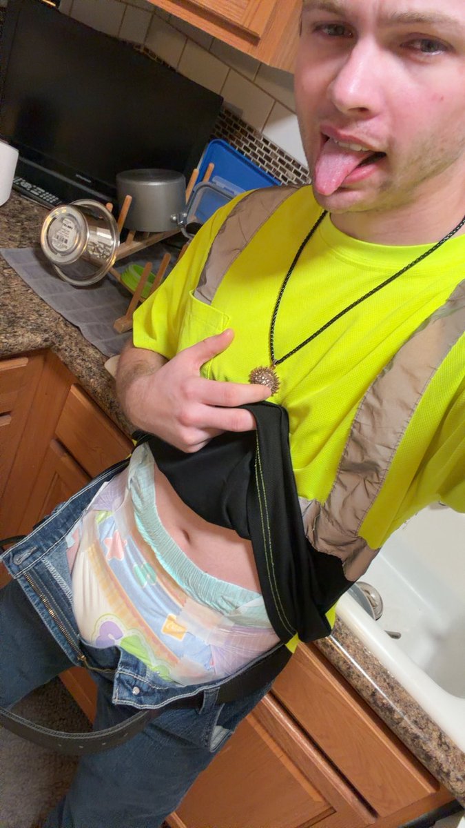 Diapered Brat tweet media