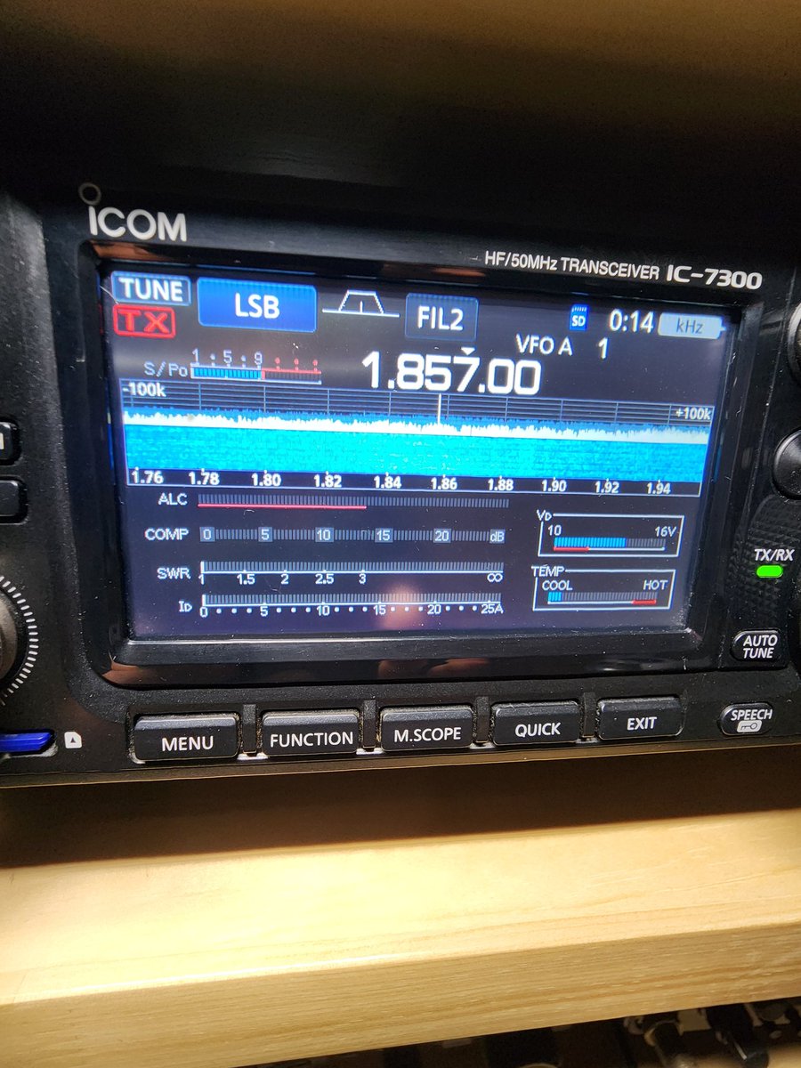やっと1.8MHz初交信✨️
福島の局でした❗️ノイズだらけで大変でしたがこのバンド、コンディション良いとか見極め出来るだろうか？でも嬉しい😃✨アマチュア無線みたい🎵