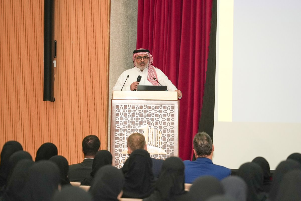 كلية الإدارة والاقتصاد tweet media
