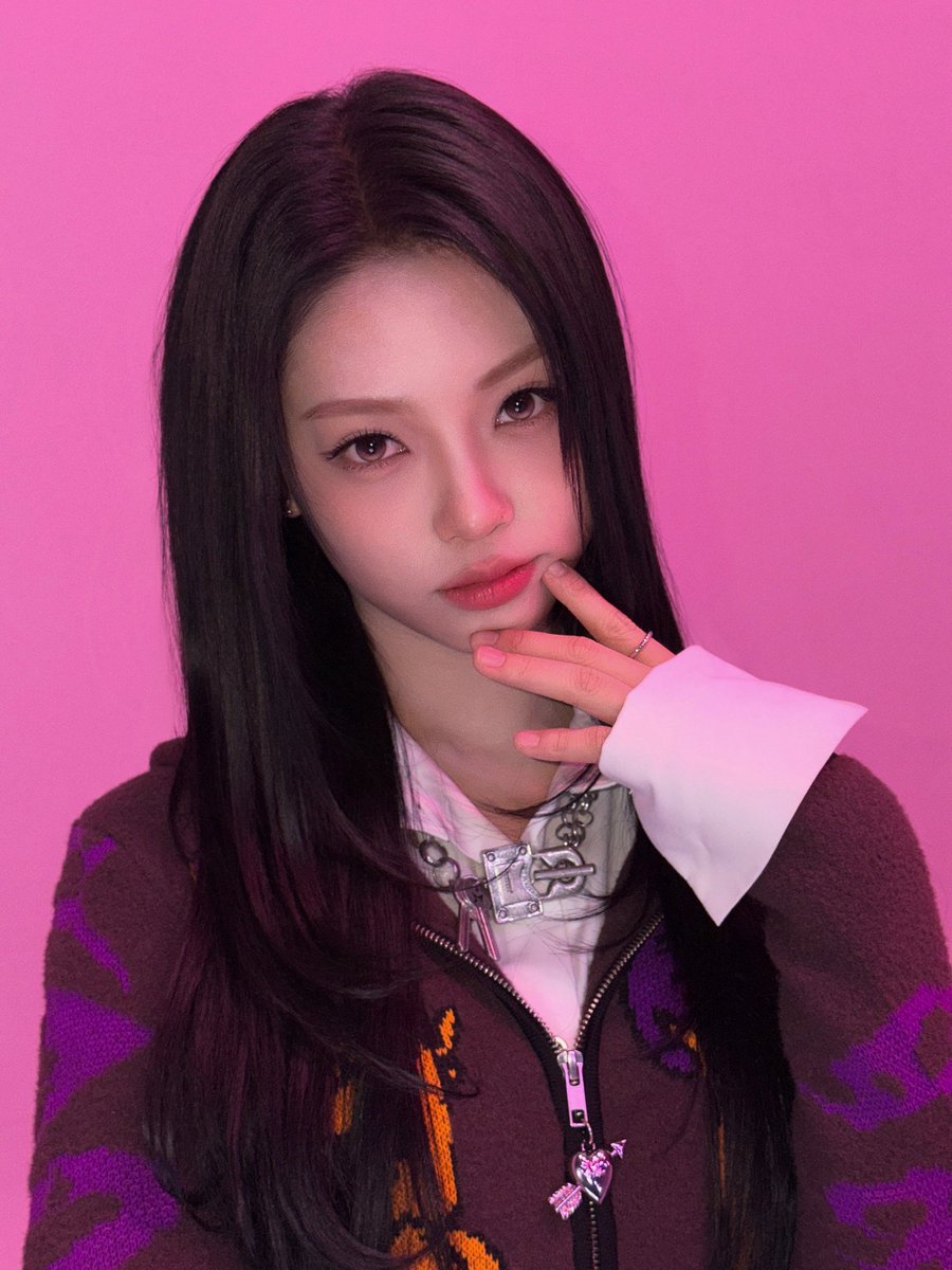 tina pics tweet media